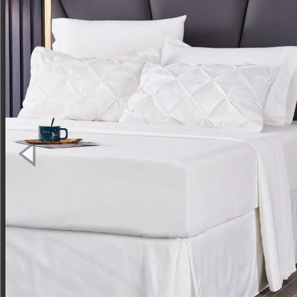 Luxury White Pinch-Pleated Pillow Shams (Set of 2)